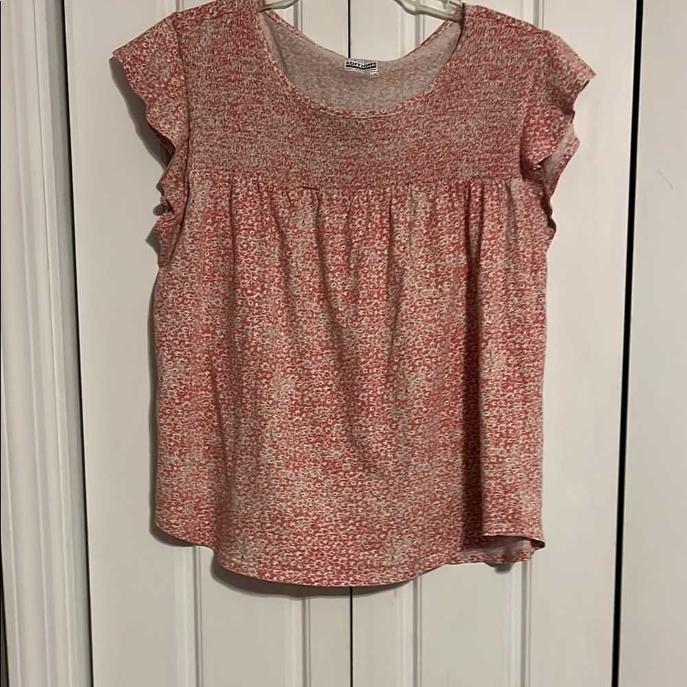 Women's Red Patterned Top